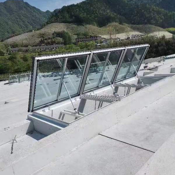通風采光天窗